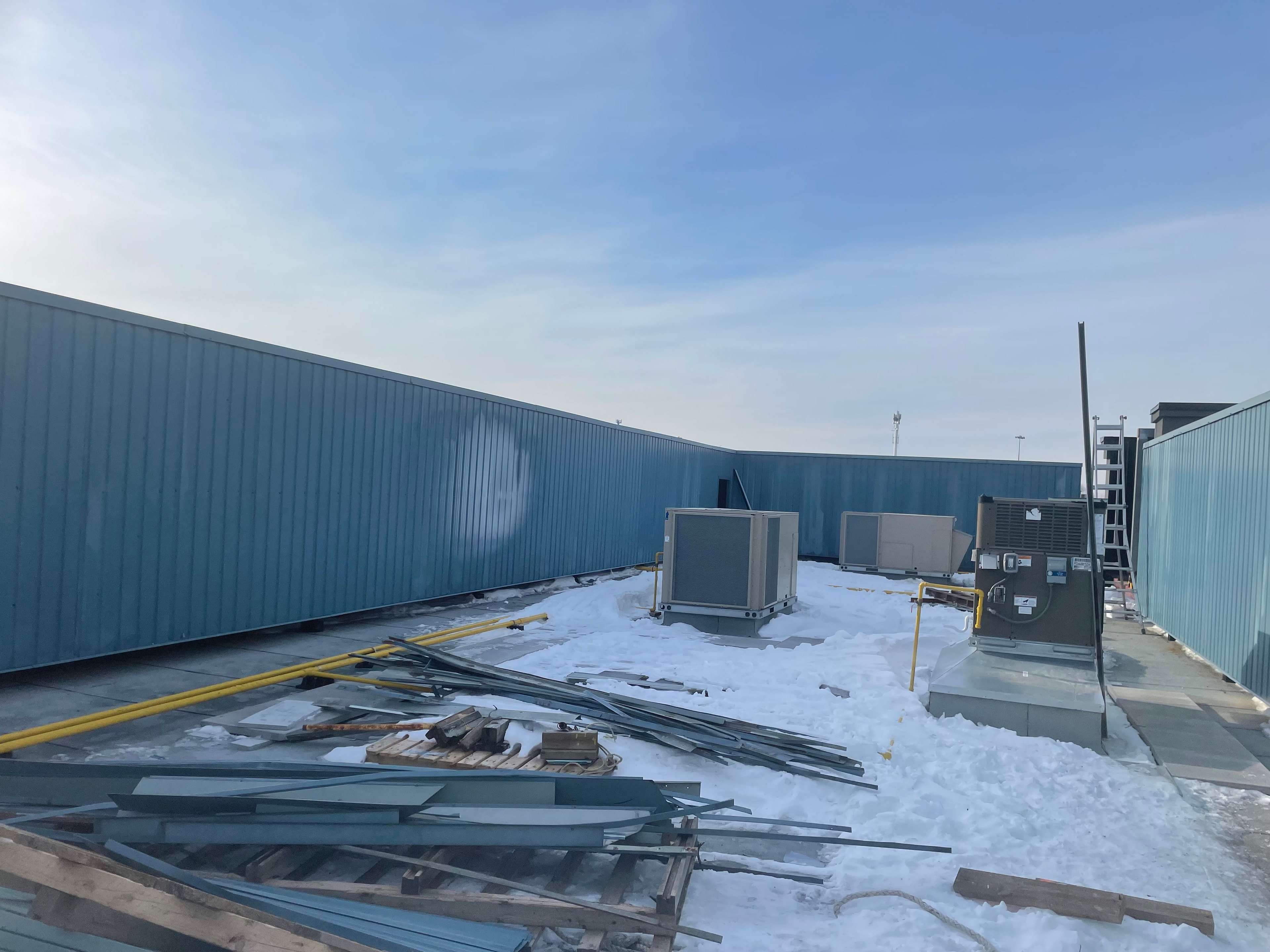 Rooftop Screen Wall — HVAC Enclosure — Primus Sheet Metal Corp. GTA